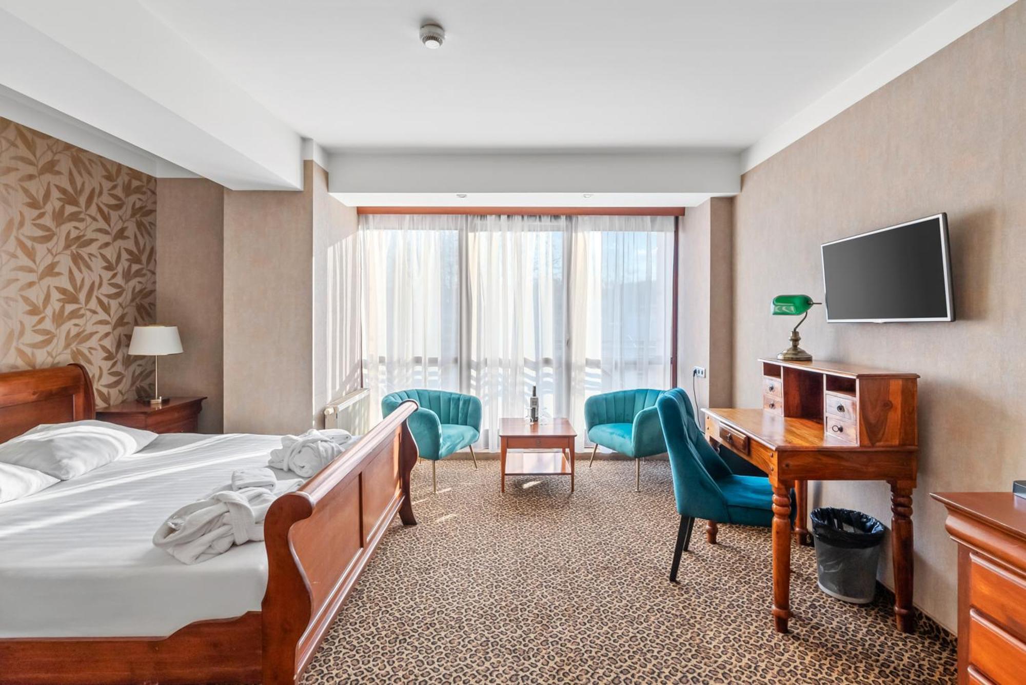 Hotel Diament Vacanza Katowice - Siemianowice Siemianowice Śląskie Exterior foto